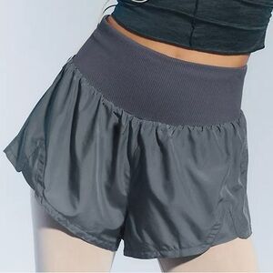 Gray FP Movement Carpe Diem Women's Athletic Shorts size M